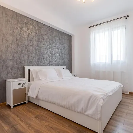 Daire Downtown Loft With Jacuzzi&terrace *