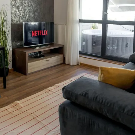 Downtown Loft With Jacuzzi&terrace شقة