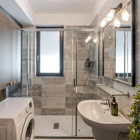 Downtown Loft With Jacuzzi&terrace شقة