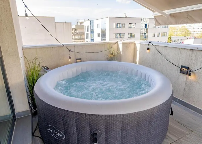 Downtown Loft With Jacuzzi&terrace * Бухарест