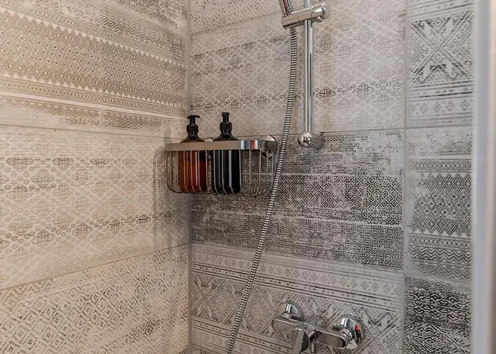 Downtown Loft With Jacuzzi&terrace * Bukarest