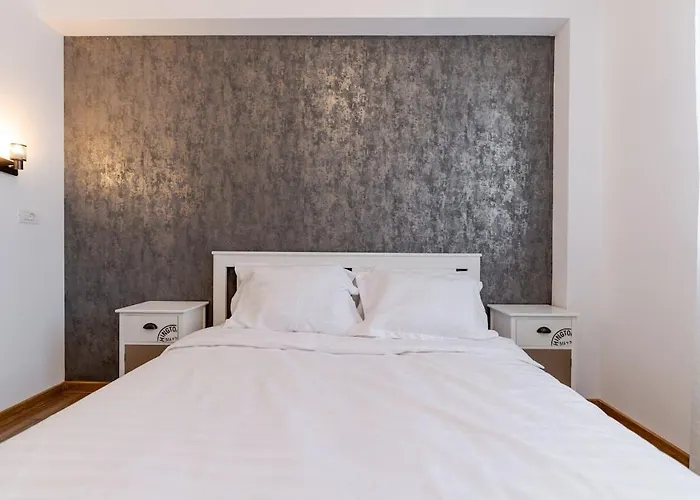 Downtown Loft With Jacuzzi&terrace דירה *